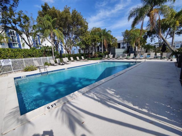 616 Executive Center Drive 107, West Palm Beach, FL 33401