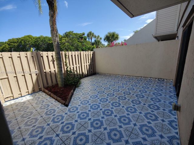 616 Executive Center Drive 107, West Palm Beach, FL 33401