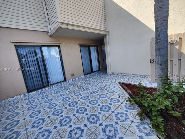 616 Executive Center Drive 107, West Palm Beach, FL 33401