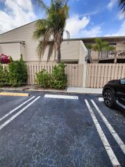 616 Executive Center Drive 107, West Palm Beach, FL 33401