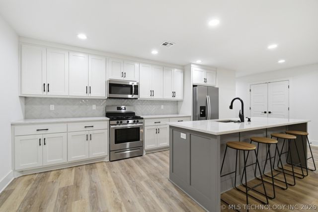 1508 N Main Street, Tulsa, OK 74106