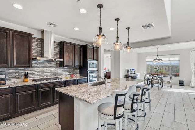 13316 E Librada Leon Way, Tucson, AZ 85747