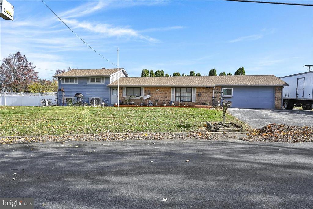 91 HULL, York, PA 17404