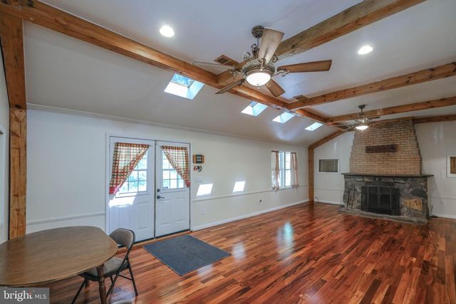 318 ULYSSES WAY, Linden, VA 22642
