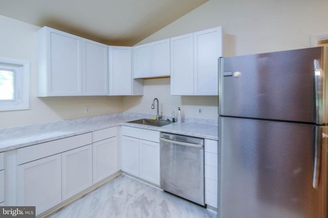 318 ULYSSES WAY, Linden, VA 22642
