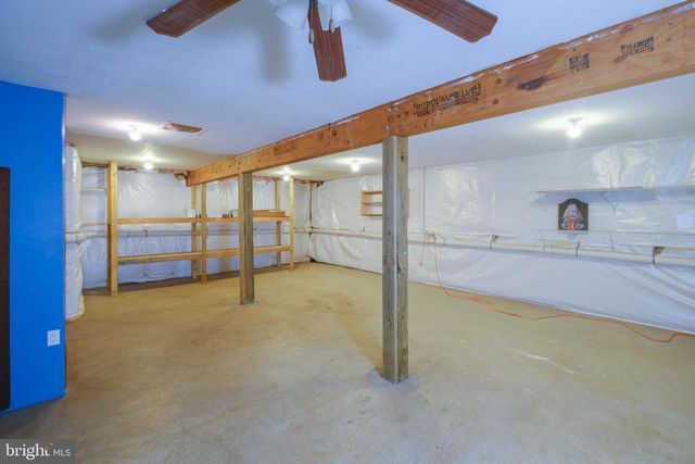 318 ULYSSES WAY, Linden, VA 22642