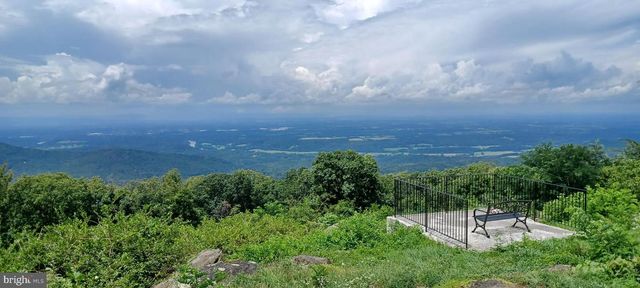 318 ULYSSES WAY, Linden, VA 22642