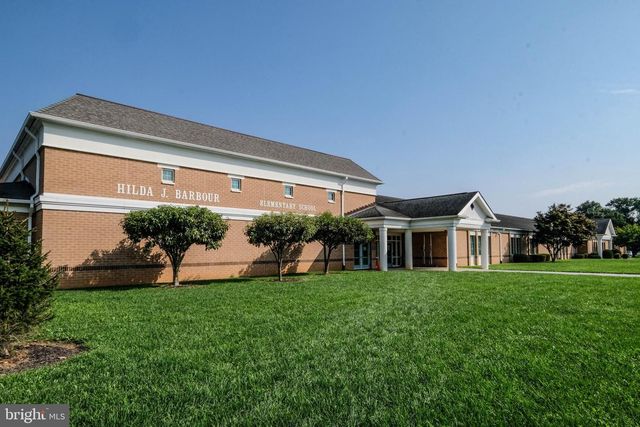 318 ULYSSES WAY, Linden, VA 22642