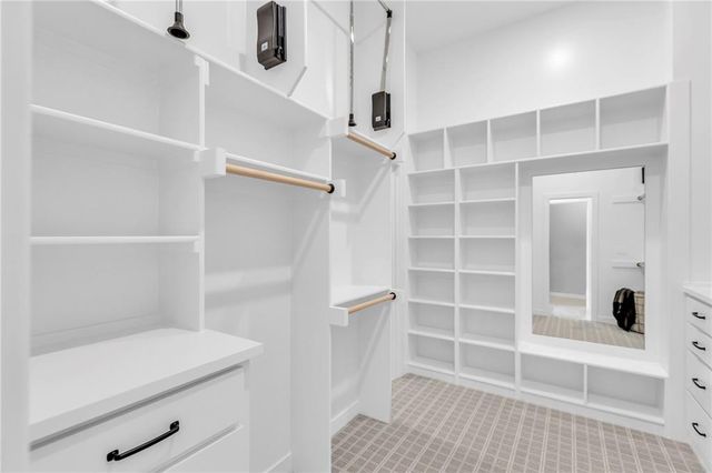 16946 S Illusion Street, Olathe, KS 66062