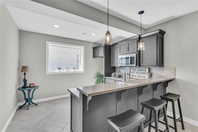 16946 S Illusion Street, Olathe, KS 66062