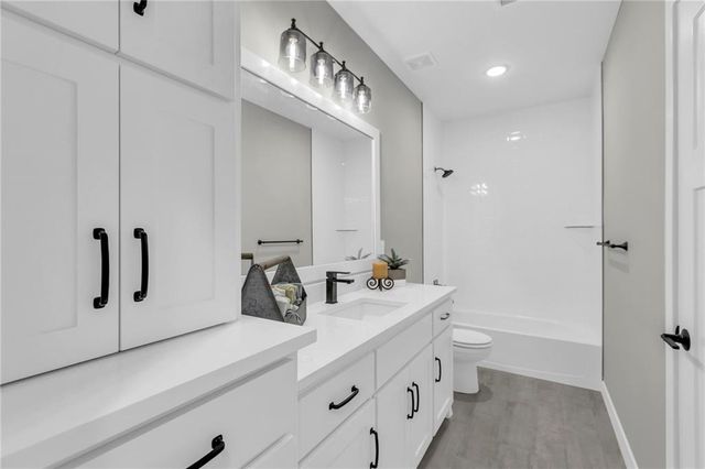 16946 S Illusion Street, Olathe, KS 66062