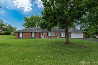 1434 Roamont Drive, Washington Twp, OH 45459