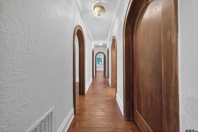 700 S Bois D Arc, Tyler, TX 75701