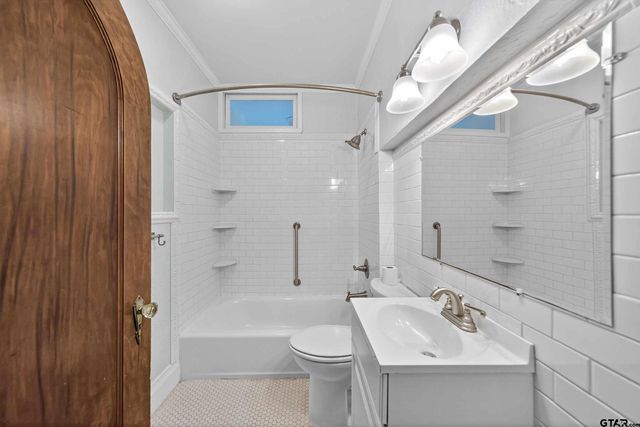 700 S Bois D Arc, Tyler, TX 75701