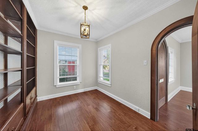 700 S Bois D Arc, Tyler, TX 75701