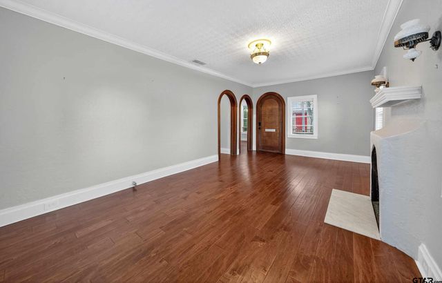 700 S Bois D Arc, Tyler, TX 75701