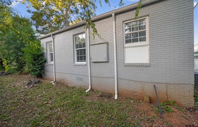 700 S Bois D Arc, Tyler, TX 75701