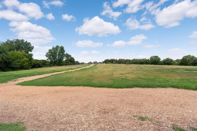 5141 Balmoral Lane 3, Bloomington, MN 55437