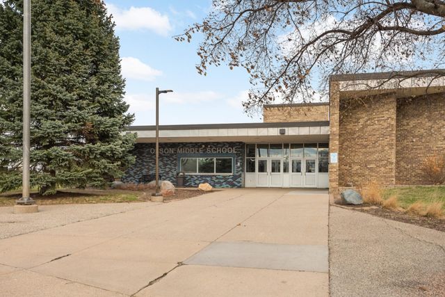 5141 Balmoral Lane 3, Bloomington, MN 55437