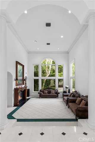 779 Coral Tree, Upland, CA 91784