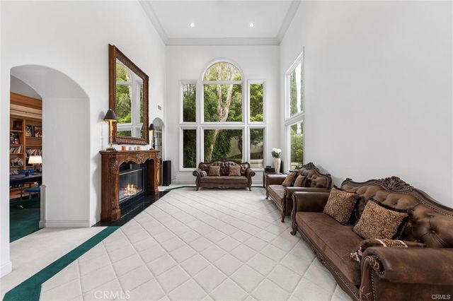 779 Coral Tree, Upland, CA 91784