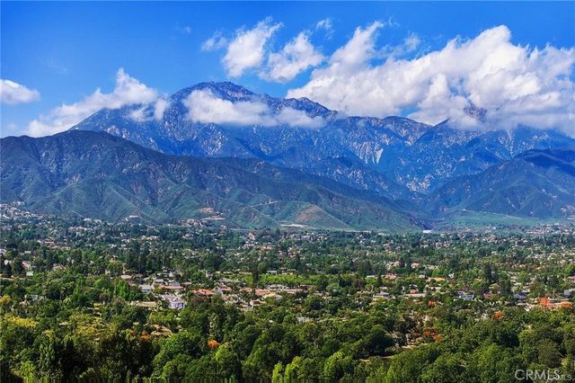 779 Coral Tree, Upland, CA 91784