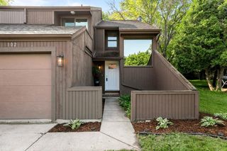 102 CRAB APPLE COURT, Appleton, WI 54914