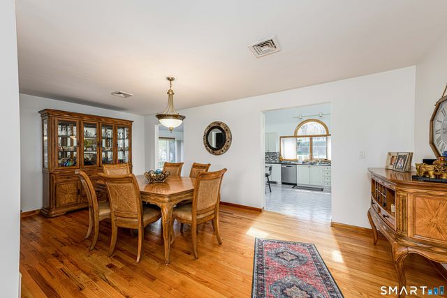 240 Shepard Avenue, Hamden, CT 06514
