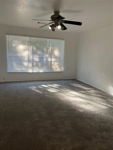 1945 Bodine Lane, Dallas, TX 75217