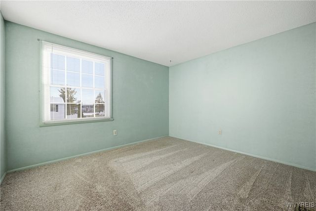 6610 Parkwood Drive, Lockport Town, NY 14094