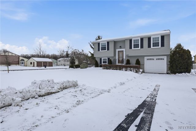 6610 Parkwood Drive, Lockport Town, NY 14094