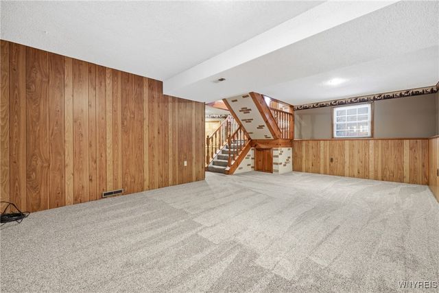 6610 Parkwood Drive, Lockport Town, NY 14094