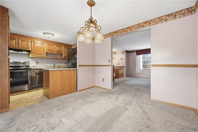 6610 Parkwood Drive, Lockport Town, NY 14094