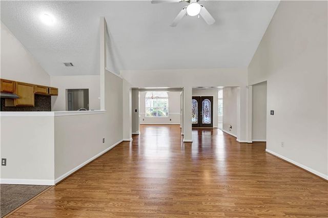 6827 Hill Creek Cove, Lithonia, GA 30058