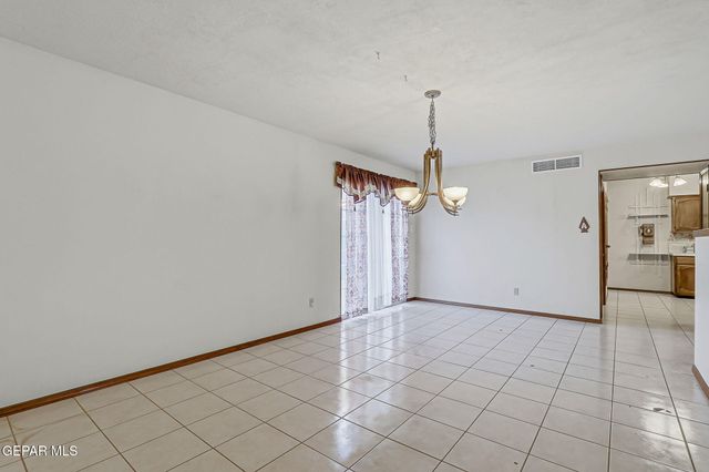 12243 HERITAGE Way, Clint, TX 79836