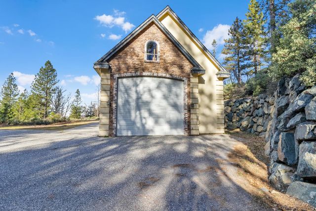 34275 Canyon View Ct, Alta, CA 95714