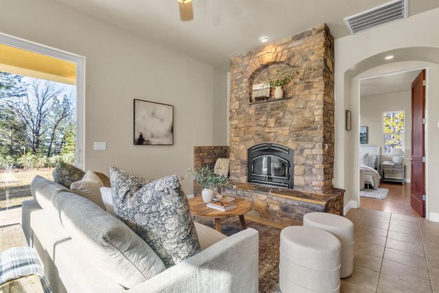 34275 Canyon View Ct, Alta, CA 95714