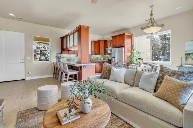 34275 Canyon View Ct, Alta, CA 95714