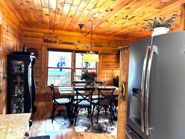 171 Bankers Bend, Mountain City, TN 37683