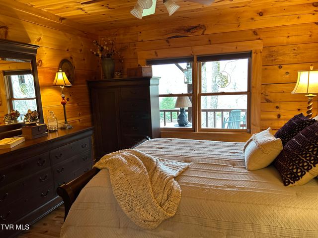 171 Bankers Bend, Mountain City, TN 37683