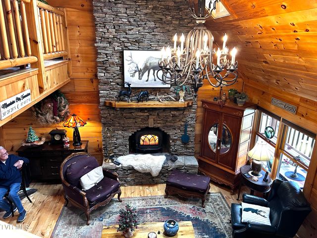 171 Bankers Bend, Mountain City, TN 37683