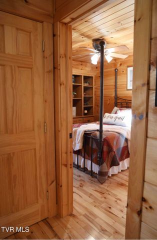 171 Bankers Bend, Mountain City, TN 37683