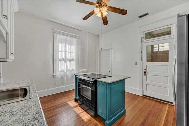 818 Day AVE, Roanoke, VA 24016