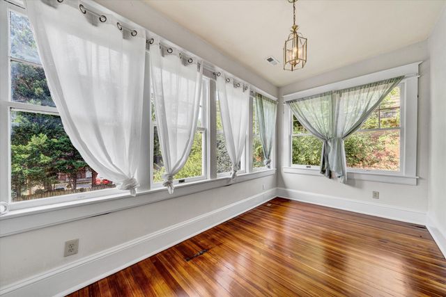 818 Day AVE, Roanoke, VA 24016