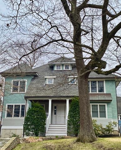 117 Sutherland Rd. 117, Boston, MA 02135
