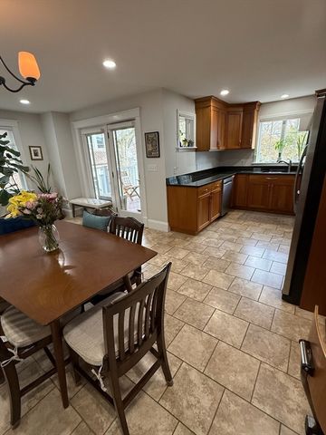 117 Sutherland Rd. 117, Boston, MA 02135
