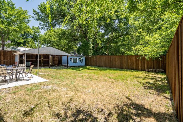 210 Hill Street, Farmersville, TX 75442