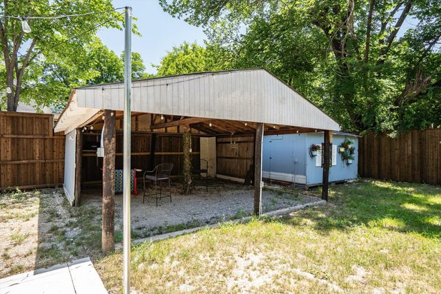 210 Hill Street, Farmersville, TX 75442