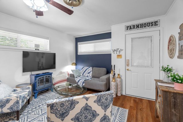 210 Hill Street, Farmersville, TX 75442