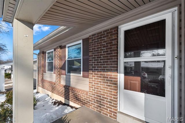 533 Golfwood Drive Drive, Ballwin, MO 63021